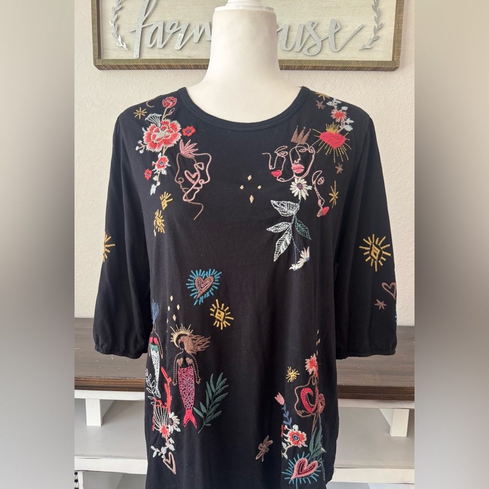 Johnny Was Ruth Puff Sleeve Embroidered Floral Tee Top Women's Size S 1 - Picture 3 of 10
